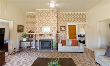 Loungeroom