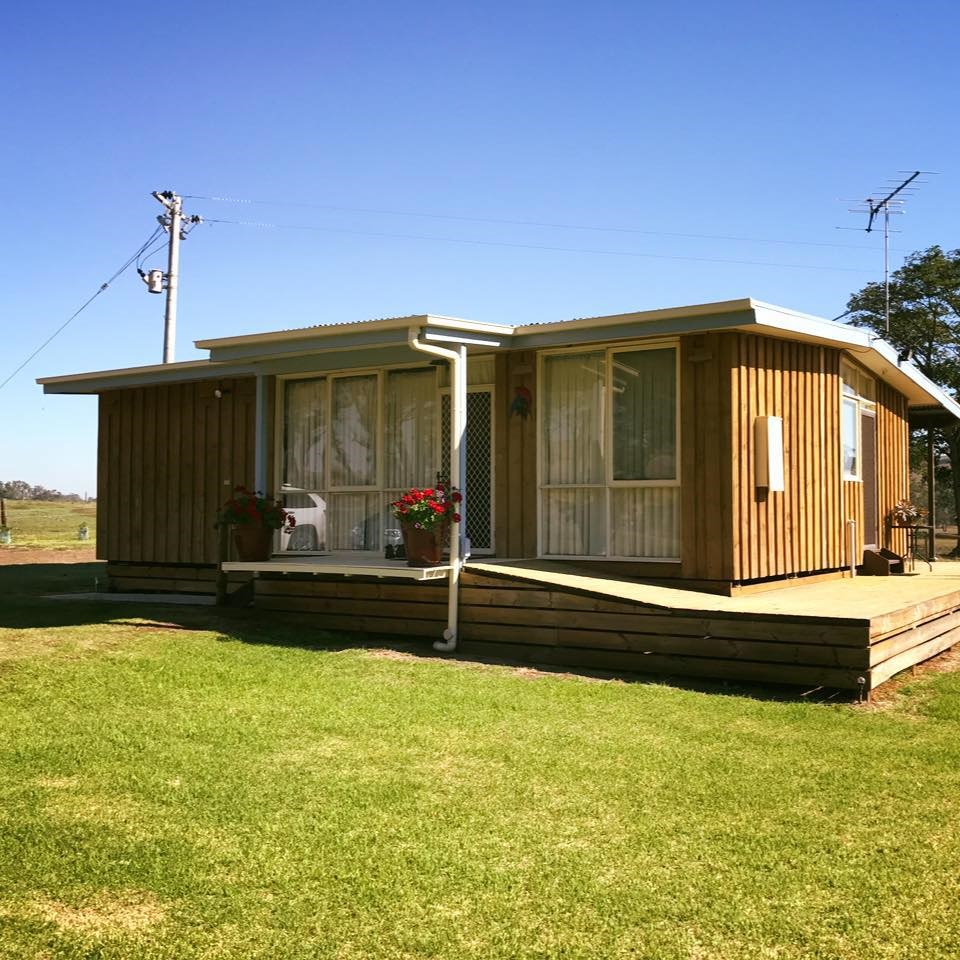 mooree-Cottage.jpg